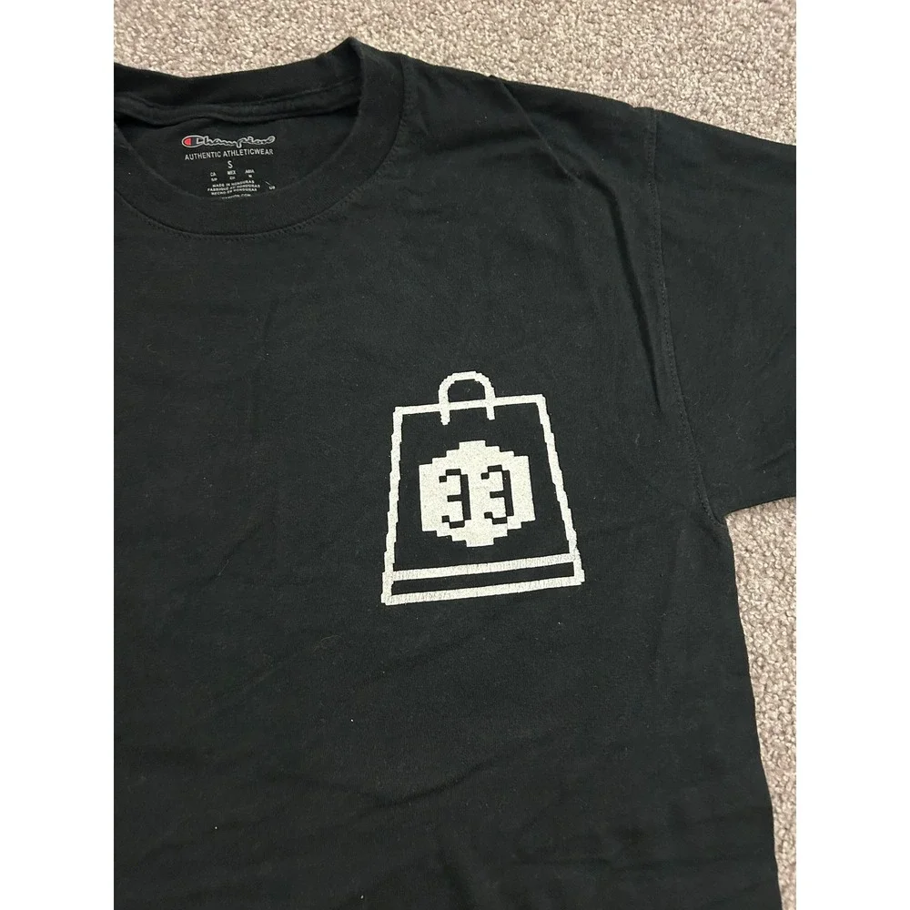 Champion T-Shirt Mens Small Black Excellent Waldos Forever Video Game Pixel Art - Picture 2 of 7
